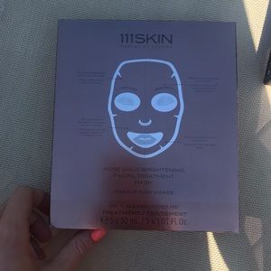 Brand New 111 rose gold skin brightening masks!